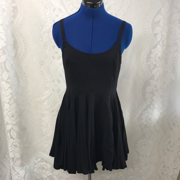 Nameless Cute Little Black Dress - Picture 2 of 8